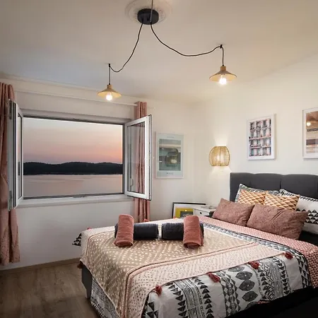 Top Floor Sunset Apartment Pula Exterior photo